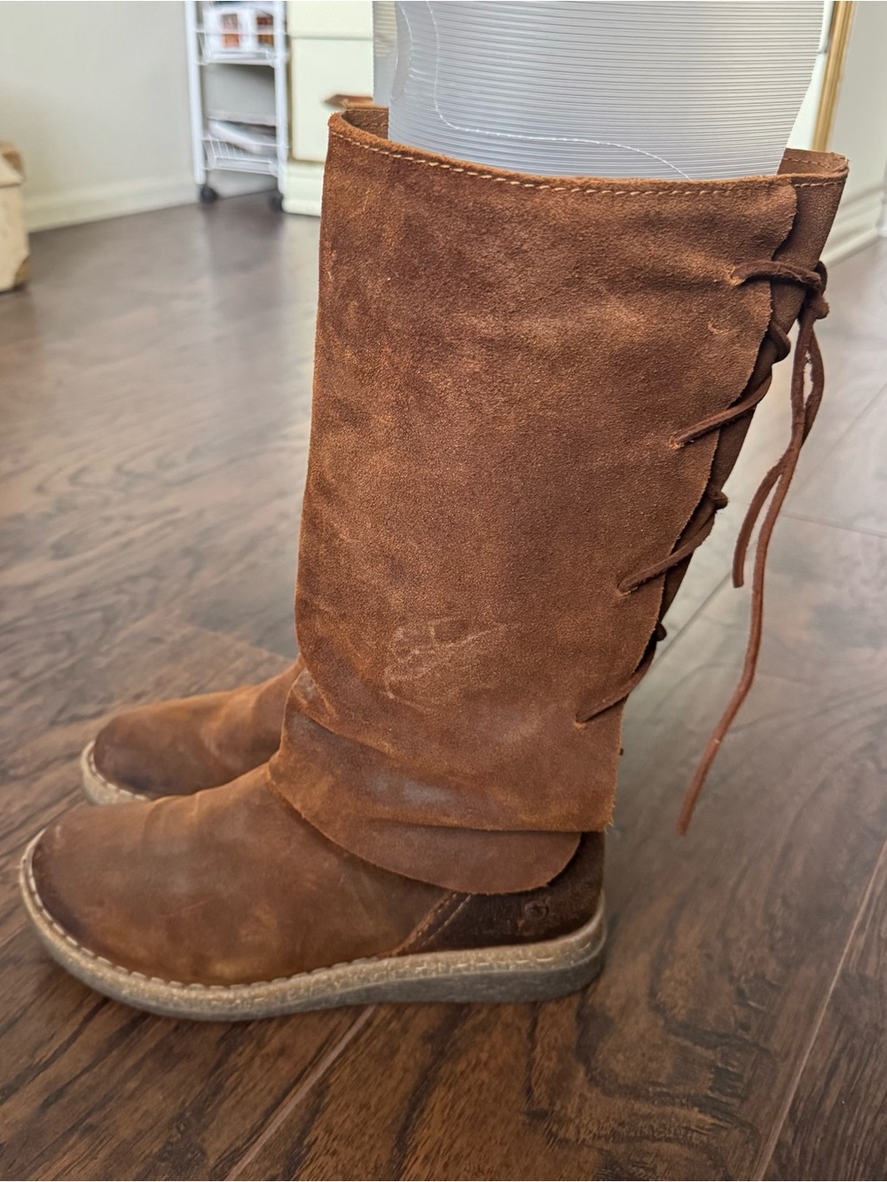 Born Sable Boots Size 7.5 Glazed Ginger Distressed (Brown) - Picture 11 of 13